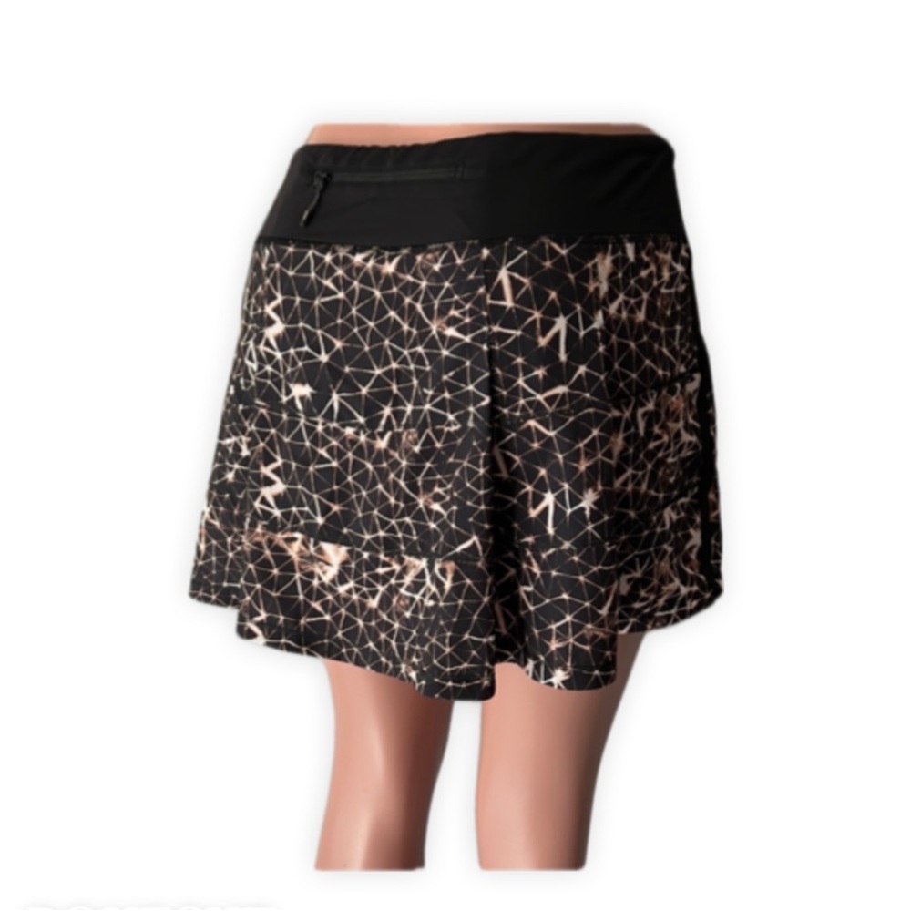 lululemon athletica Black and Brown Athletic Shorts - Picture 2 of 9